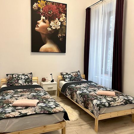 Jasmine'S Residence 布达佩斯 外观 照片